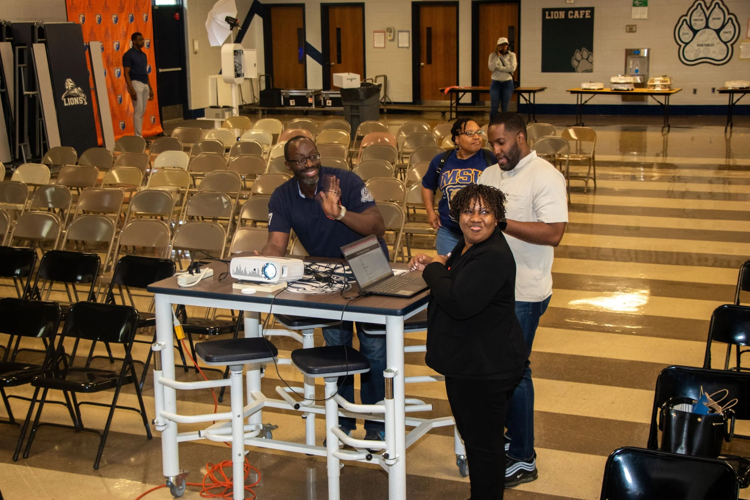 061125 MSUMeetnGreet-3.jpg