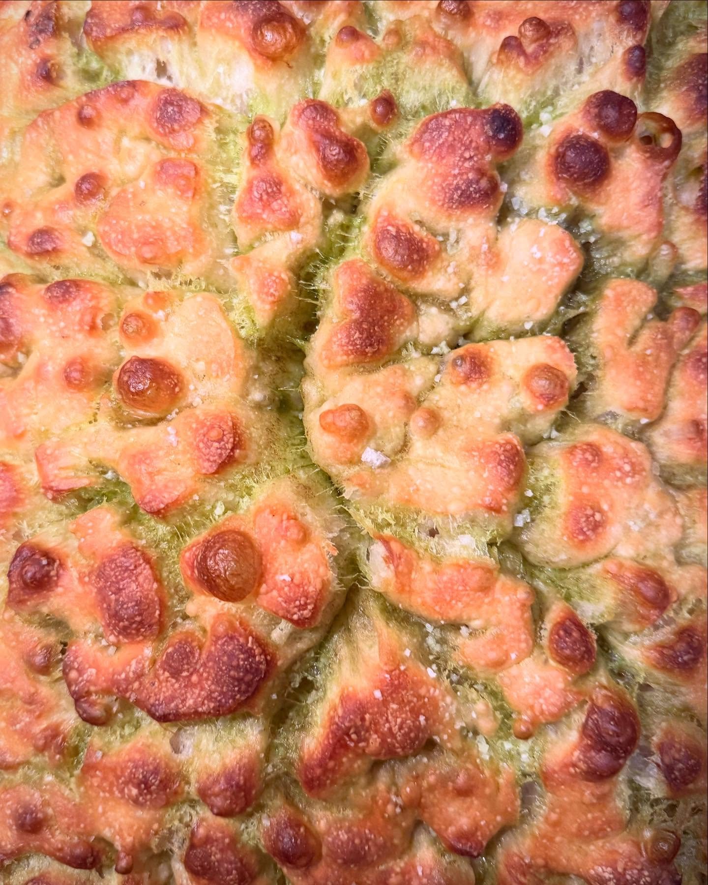 WILD GARLIC FOCACCIA
Almost every meal I cook for clients starts with sourdough focaccia. It just never stops being delicious. As good garlic season draws to an end (with a spectacular show of white blooms everywhere I look), I'm now considering my n