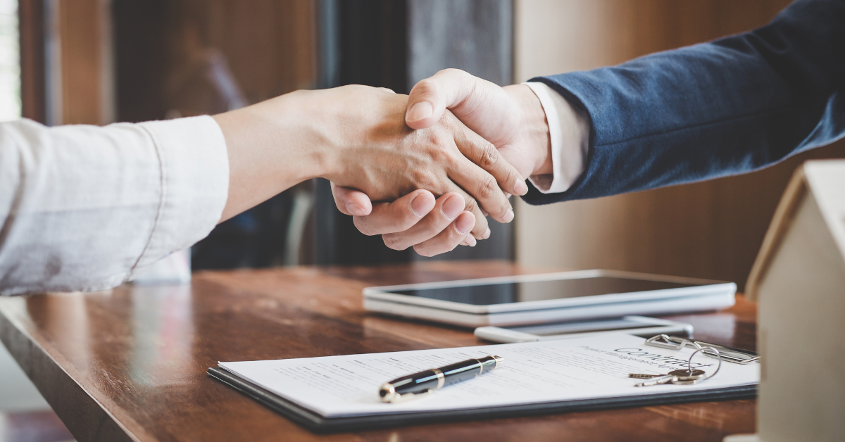 When Should You Call Your Insurance Agent in Rhode Island?