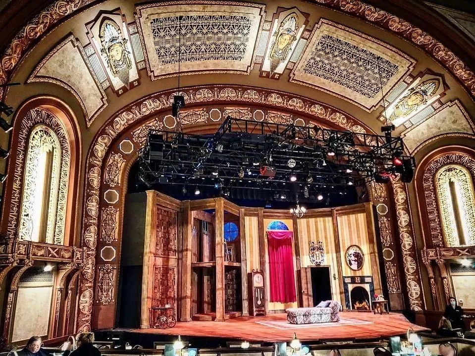 Tour Groups — Circa '21 Dinner Playhouse