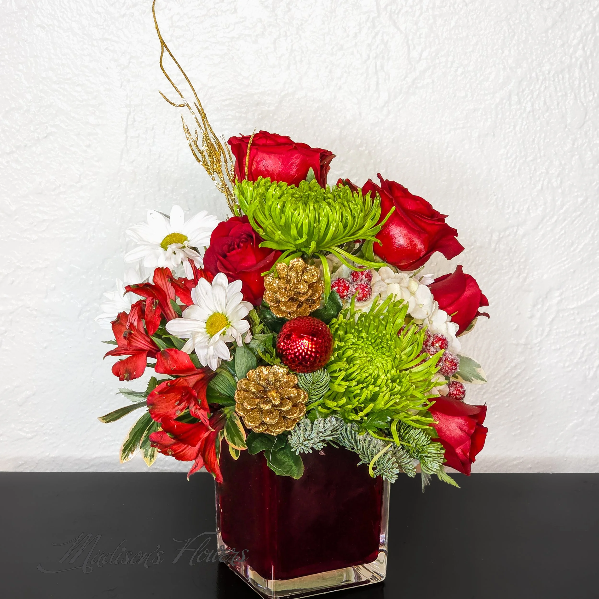 MF_Holiday 2025 Holiday joy Nue-1.jpg