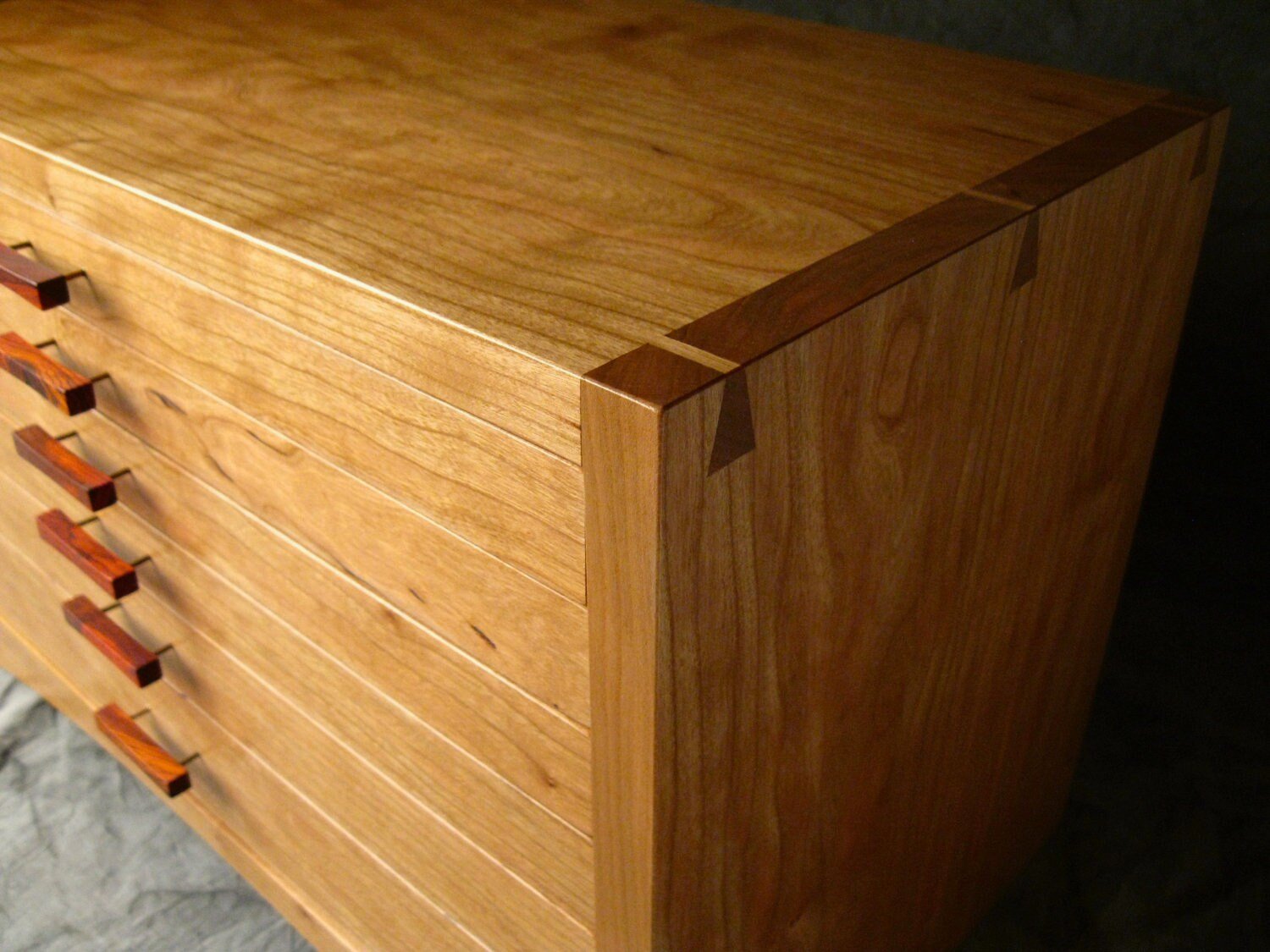 https://i.etsystatic.com/5278346/r/il/479c8e/1765721023/il_fullxfull.1765721023_crfd.jpg