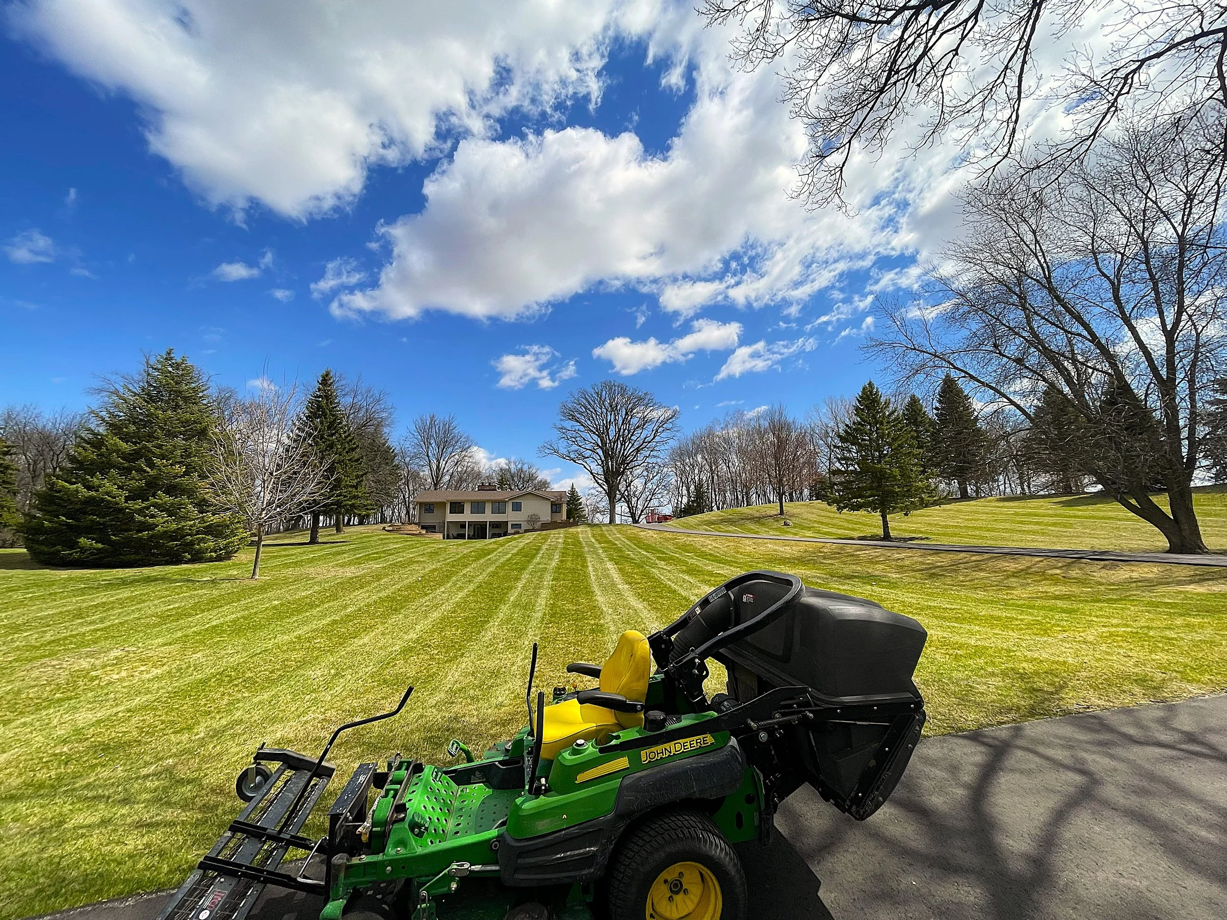 Residential/Commercial Mowing