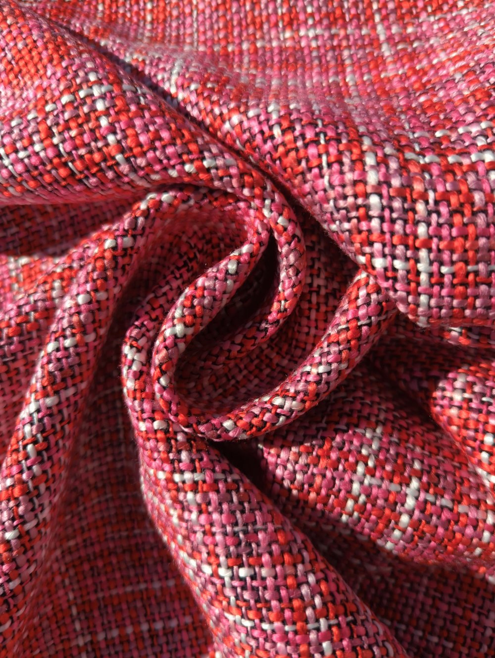 Red/Pink/White/Black Tweed-Style Loose Woven - 3 Yards — flippityjane  fabrics