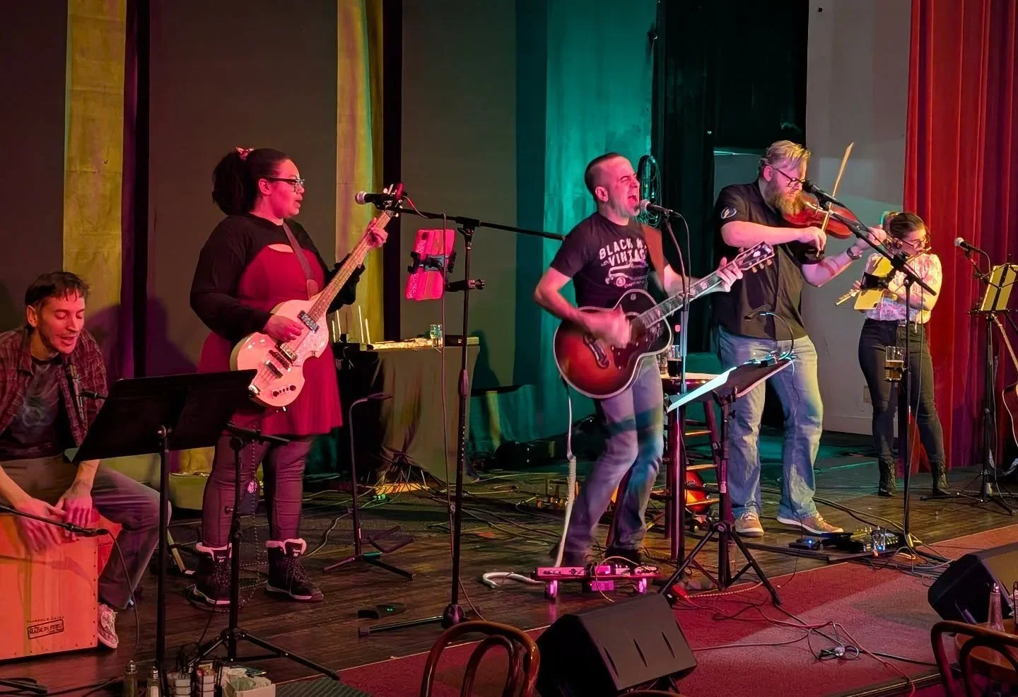 Live Music & Tavern Dinner 