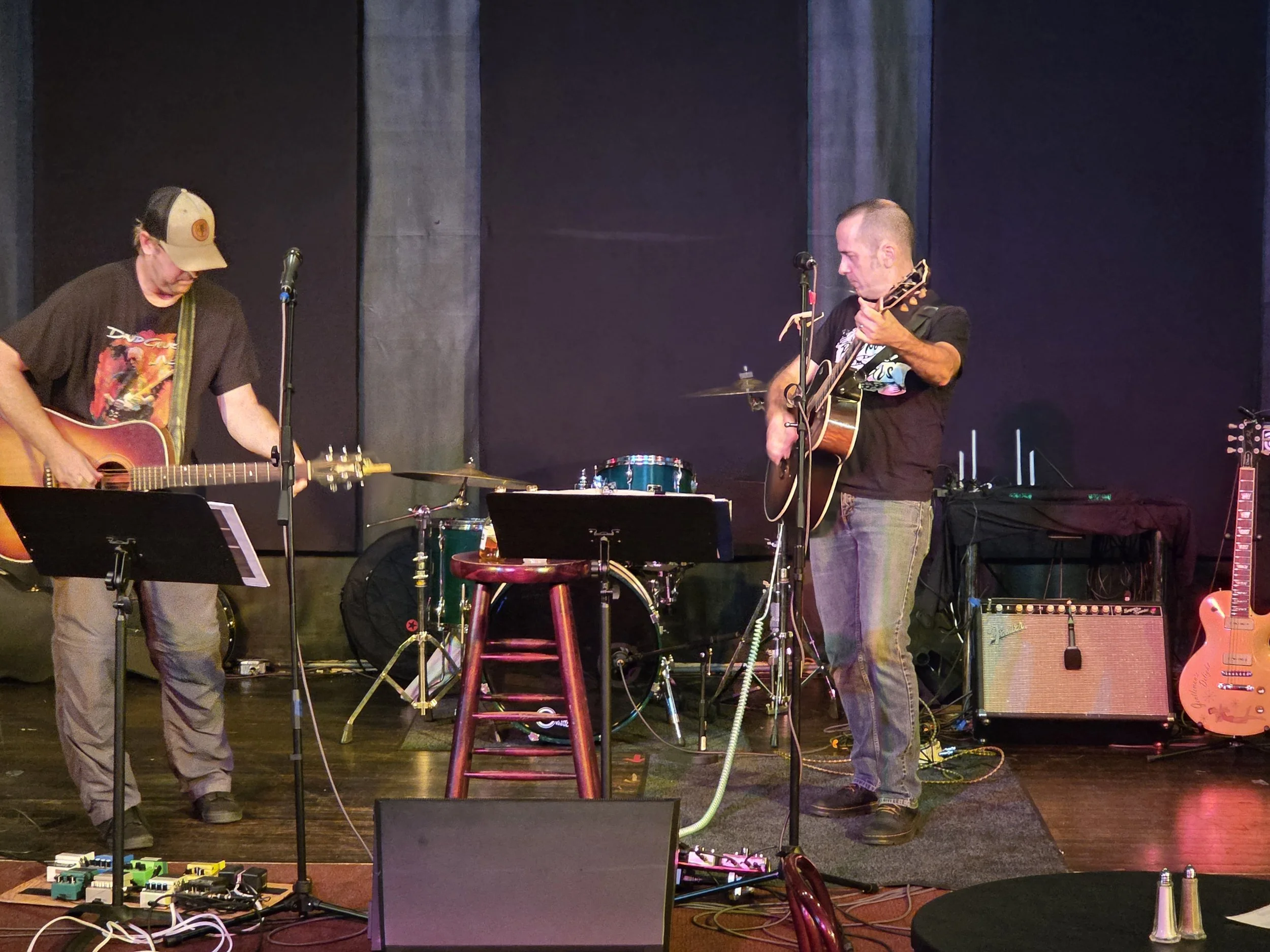 Live Music & Tavern Dinner 