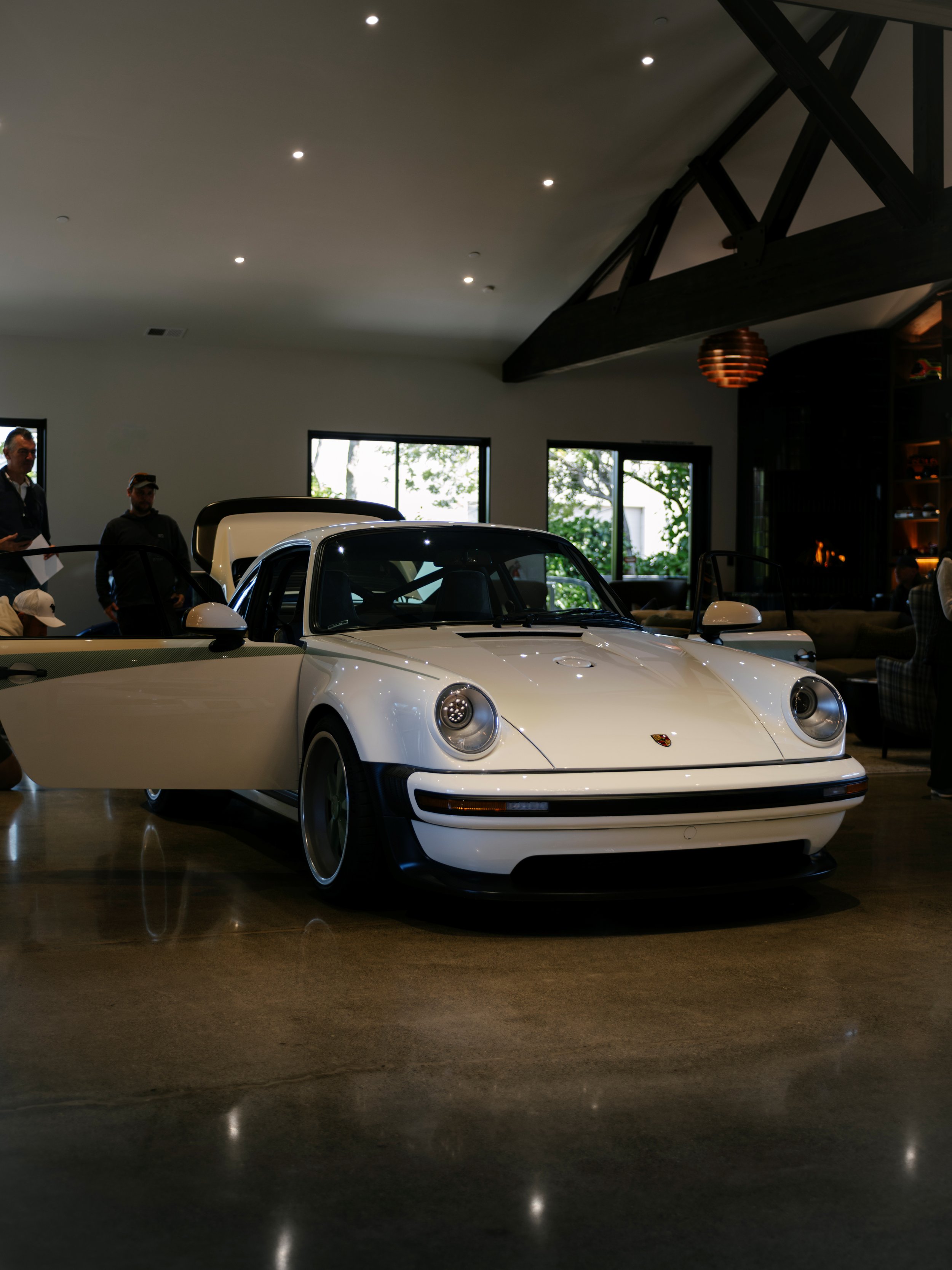 SINGER VEHICLE DESIGN