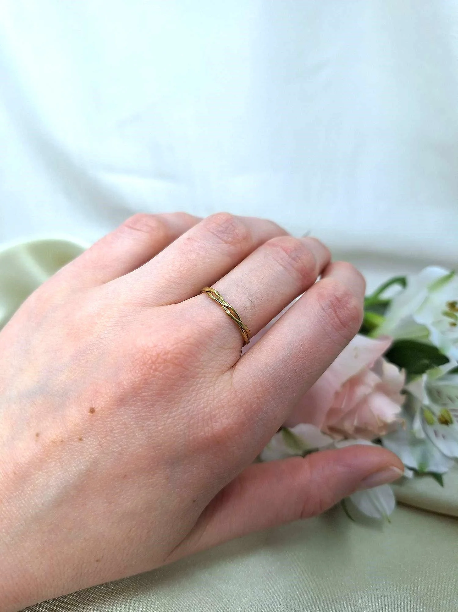 ring-liza-petjana 6.jpg