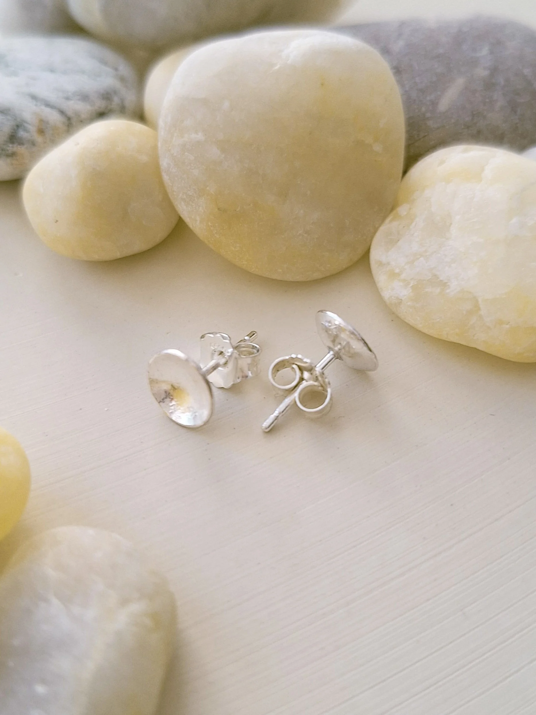 petjana-earrings-pebble 3.jpg