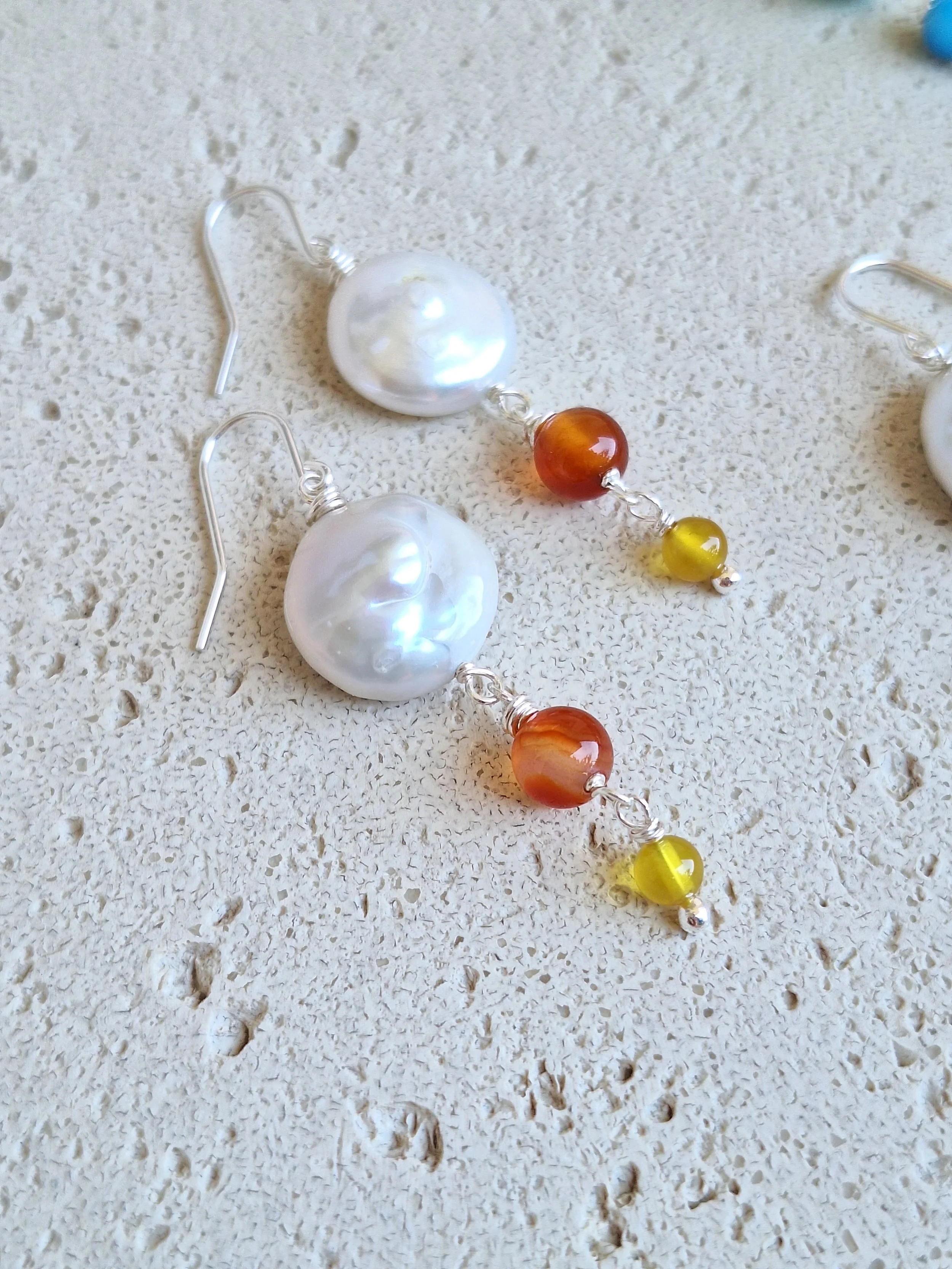 petjana-earrings-noela (2).jpg