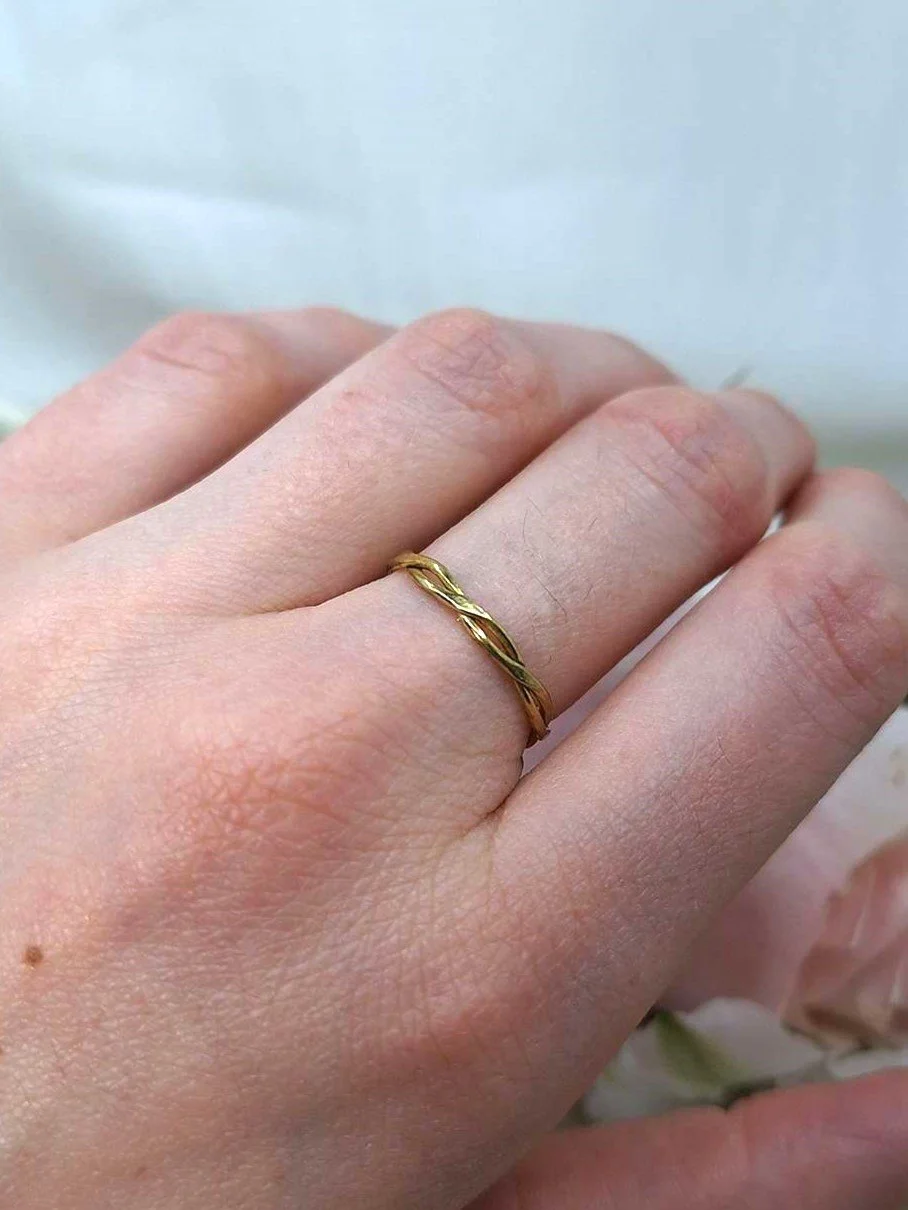 ring-liza-petjana 5.jpg