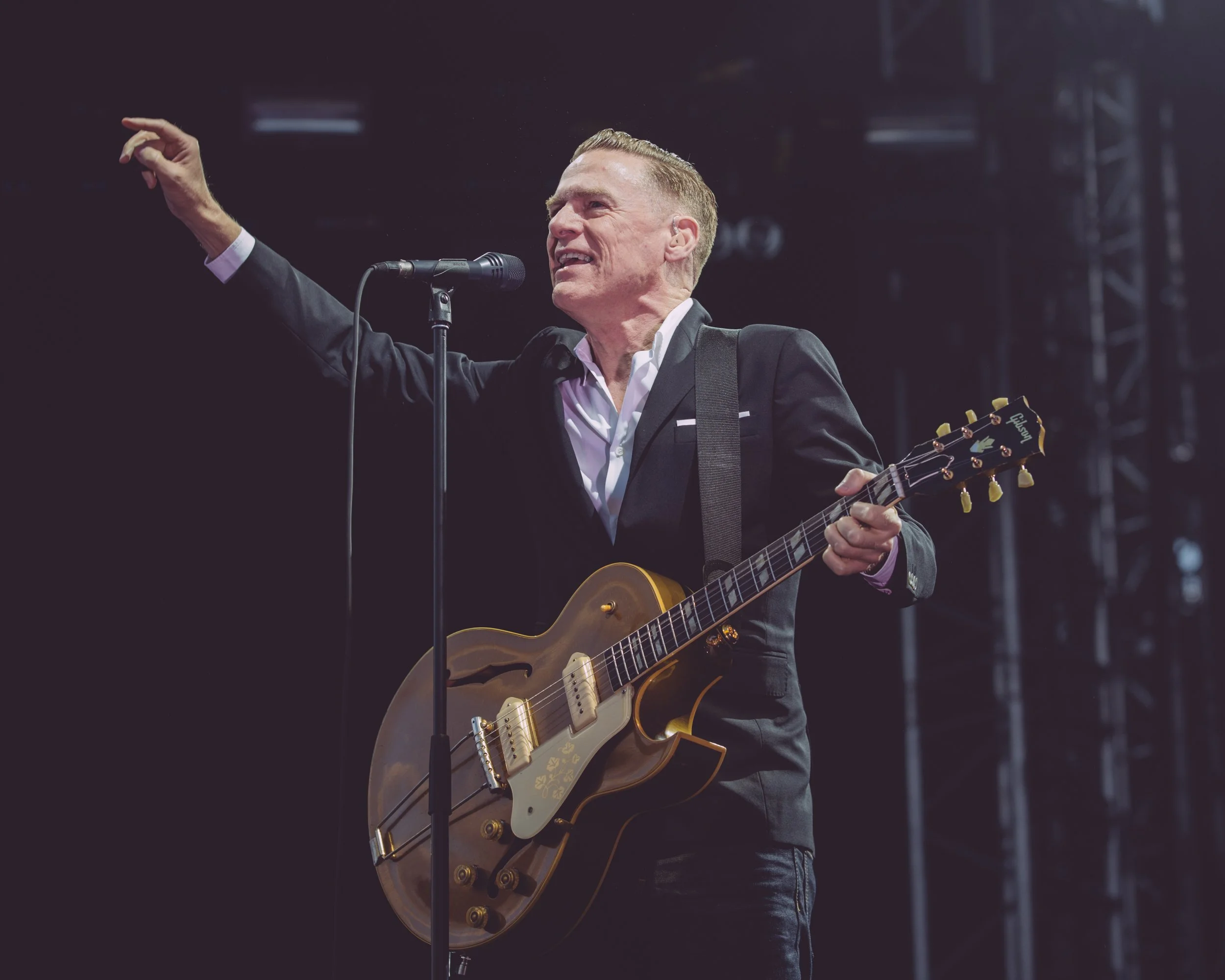 08.08.16 Bryan Adams (60 of 67).jpg