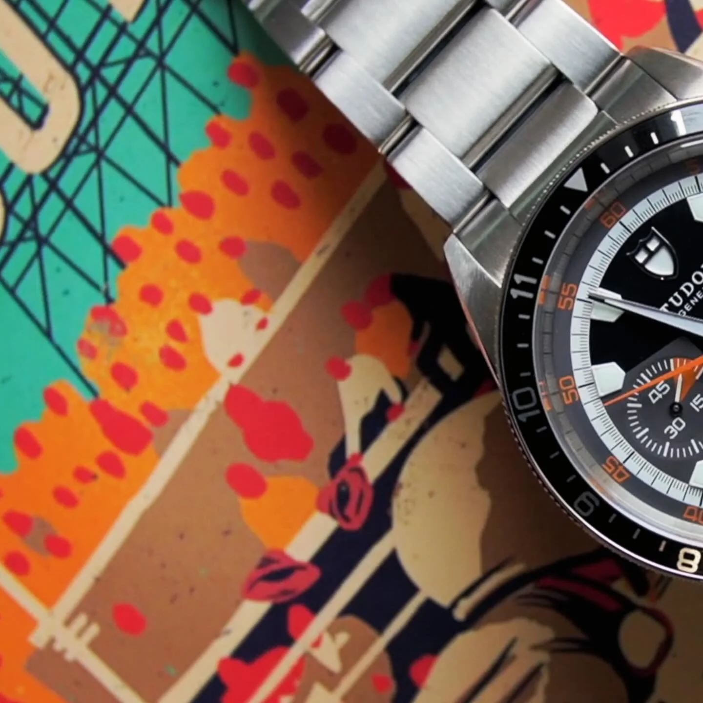 At 42mm, the Heritage chrono may seem bigger than a Black Bay Chrono on paper, but it shrinks on the wrist and is only 13.7mm thick!
-
Watch the full review - Link in bio @shahlusso 
-
#tudor #tudorwatch #tudorheritage #tudorheritagechrono #watchrevi