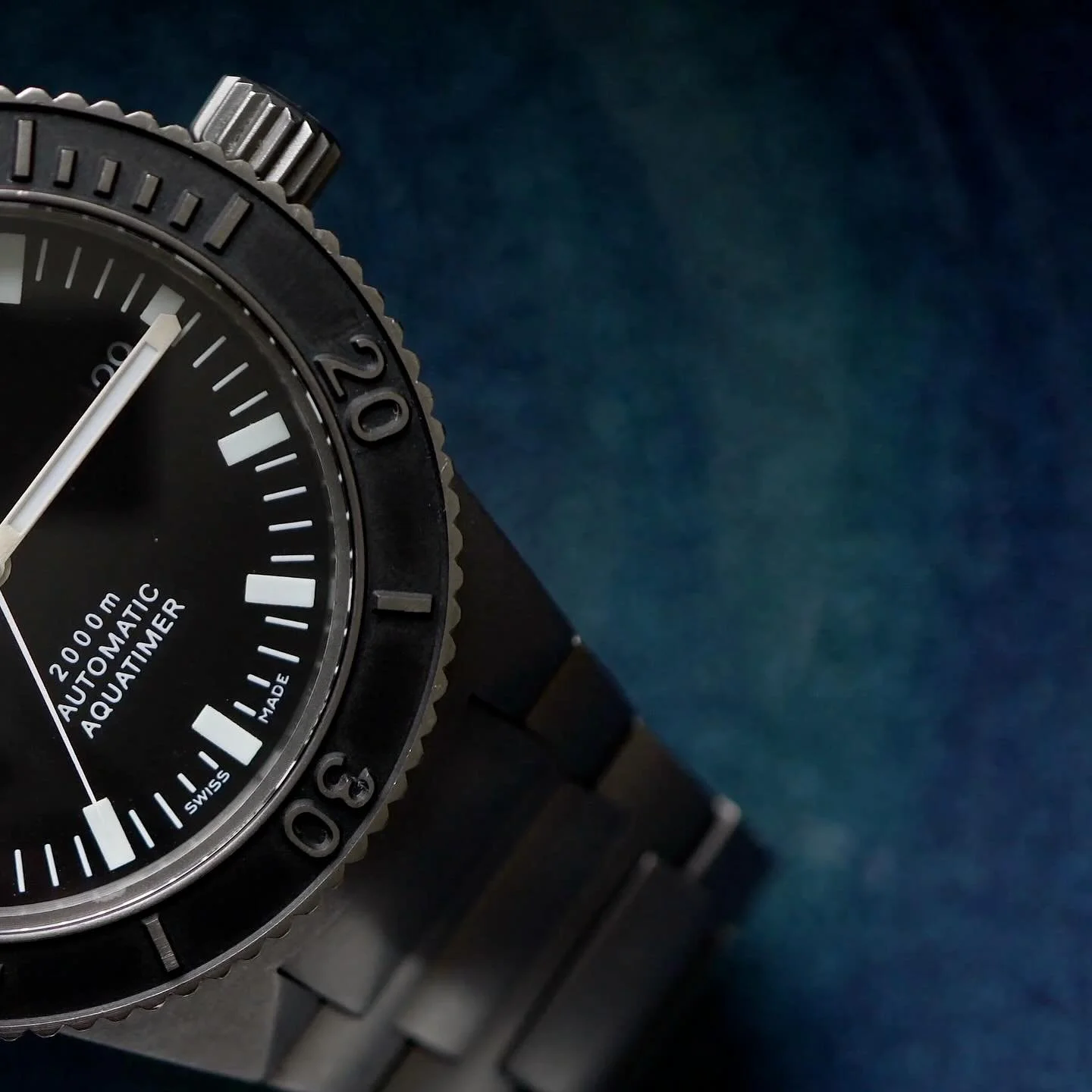 The IWC GST Aquatimer is a functional dive watch down to every last detail - from the 2000M water resistance to the special push down system for rotating the captive bezel
-
Find out more https://youtu.be/vr4M9H0amK8?si=ze-xEPrQftzvn0ub
-
Watch lent 
