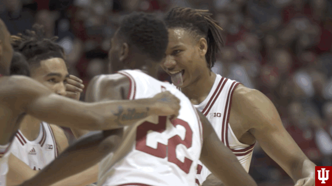 huddle2.gif