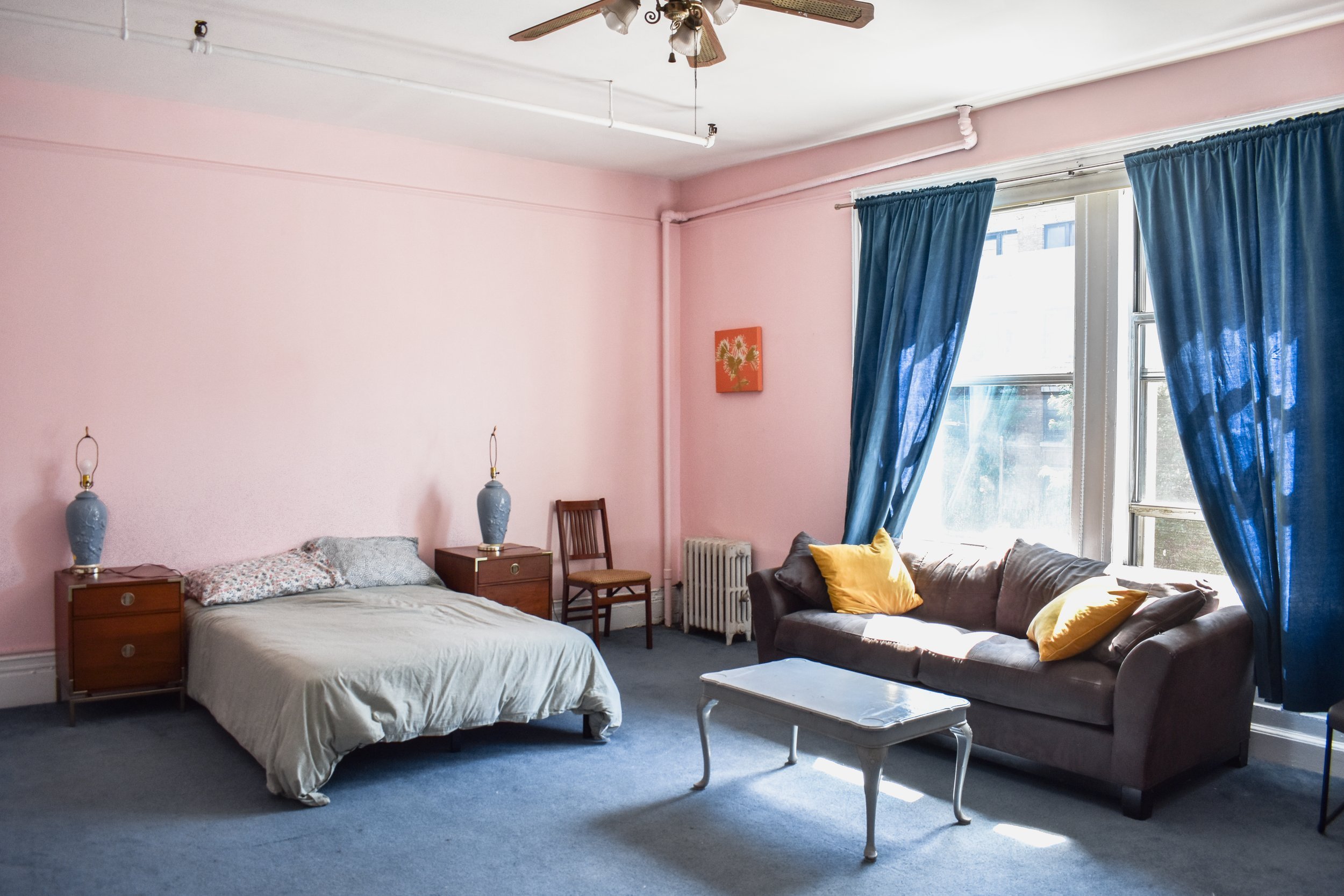 pink bedroom.jpg