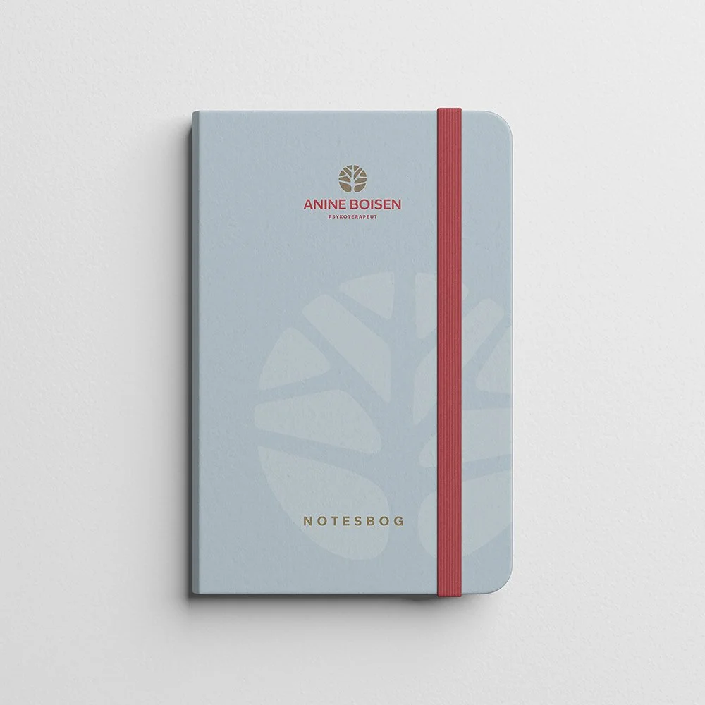 Visuel identitet og webdesig for Anine Boisen- Notesbook-Mockup udarbejdet af designcoach - 