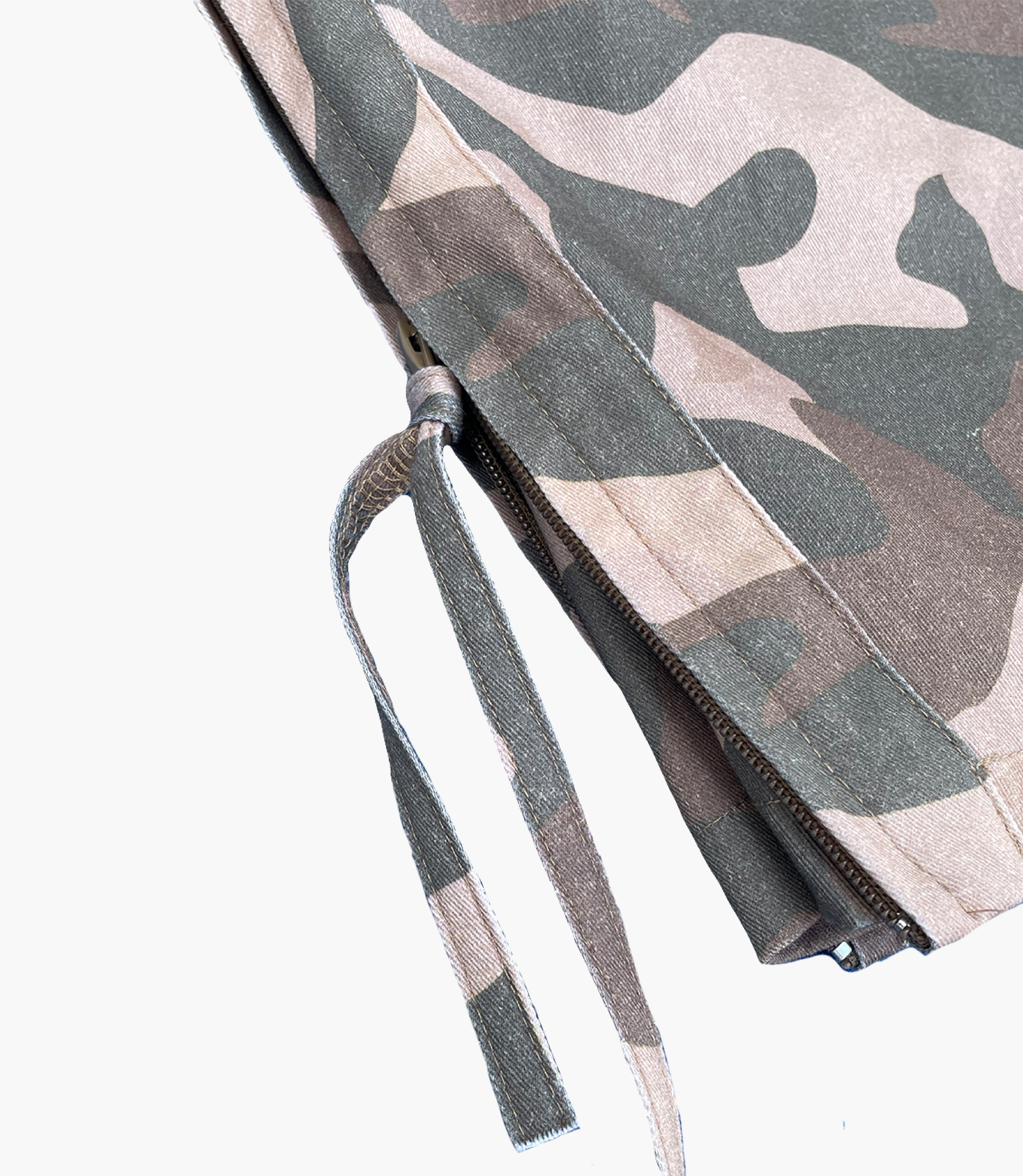 new camo zip.png