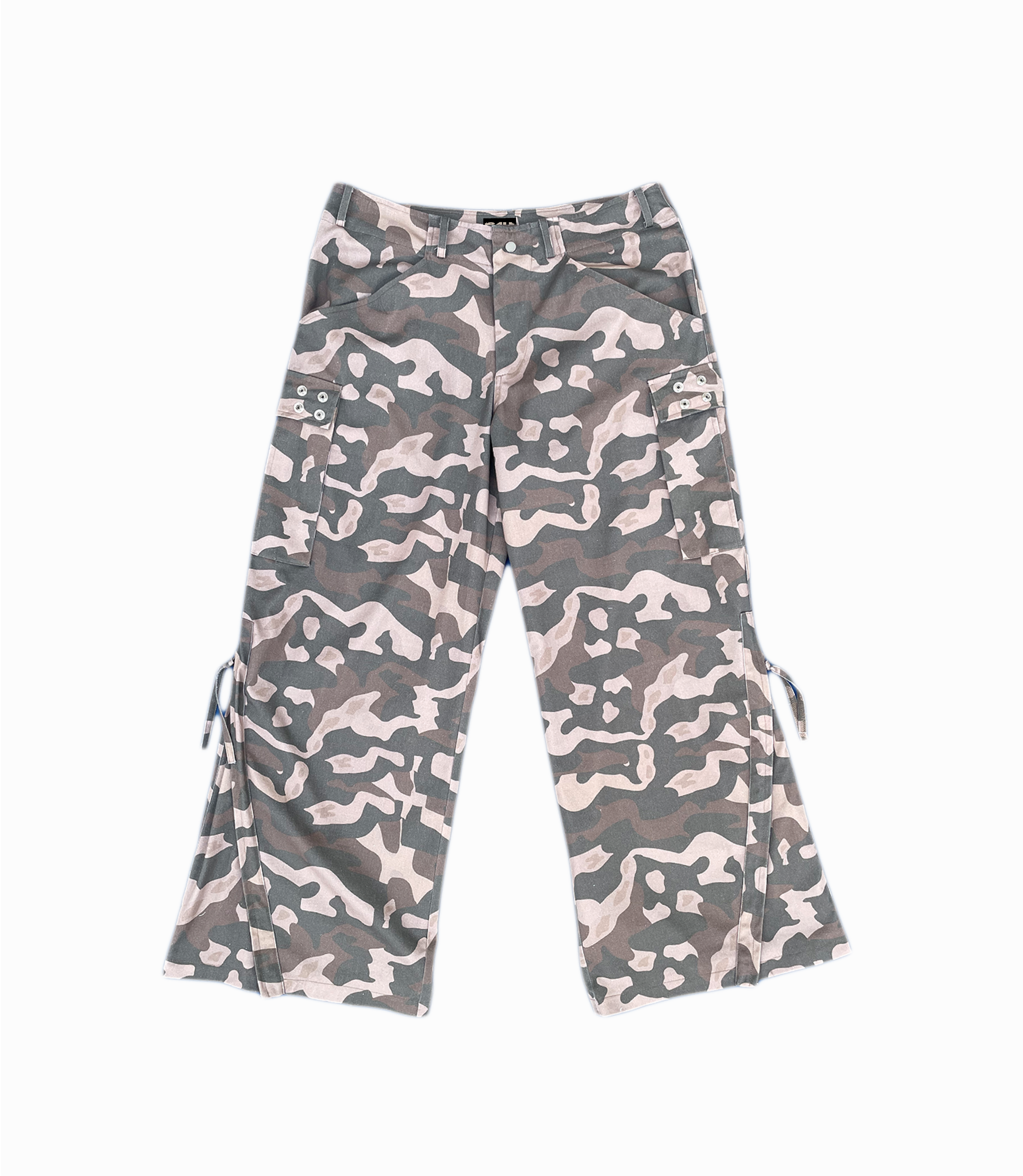 camo front 2.png