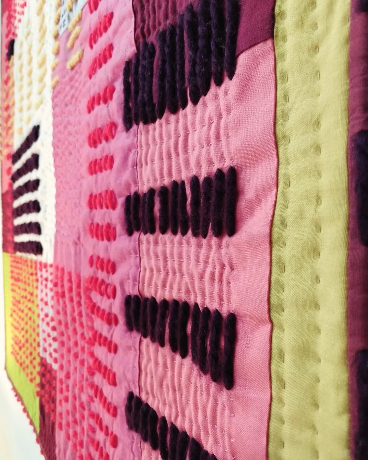 The Path
31&rdquo; x 29&rdquo;
cotton, linen, yarn
*sold

In between the rain drops @The Edith Farnsworth house Plano IL USA designed by Ludwig Mies van der Rohe 

#textileart #miesvanderrohe #architecture #midcentury #artist