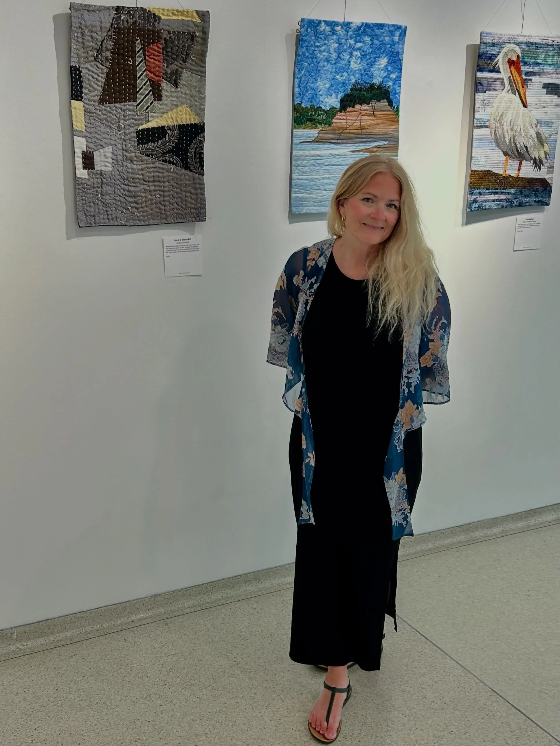Come visit the SAQA Studio Art Quilt Associates&rsquo; traveling art show Riversong!  Now at the Oak Park Library Main Campus Oak Park IL USA
RiverSong on view May 19&ndash;June 27
#saqa #artist #art #oakpark #jessiestampfli