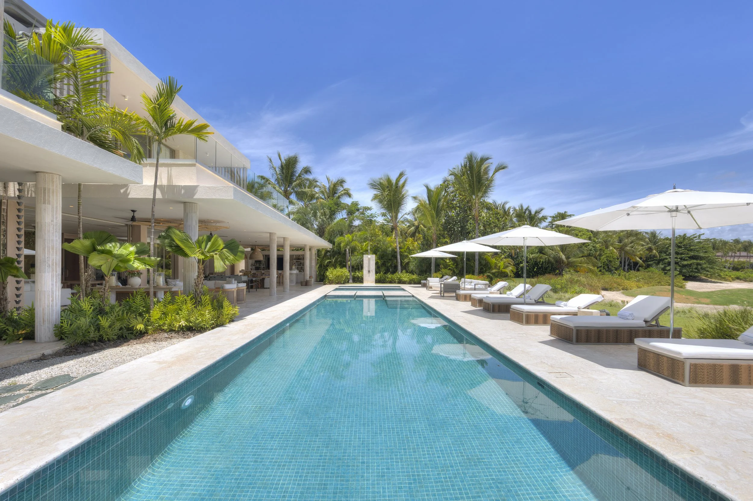036-pool.jpg