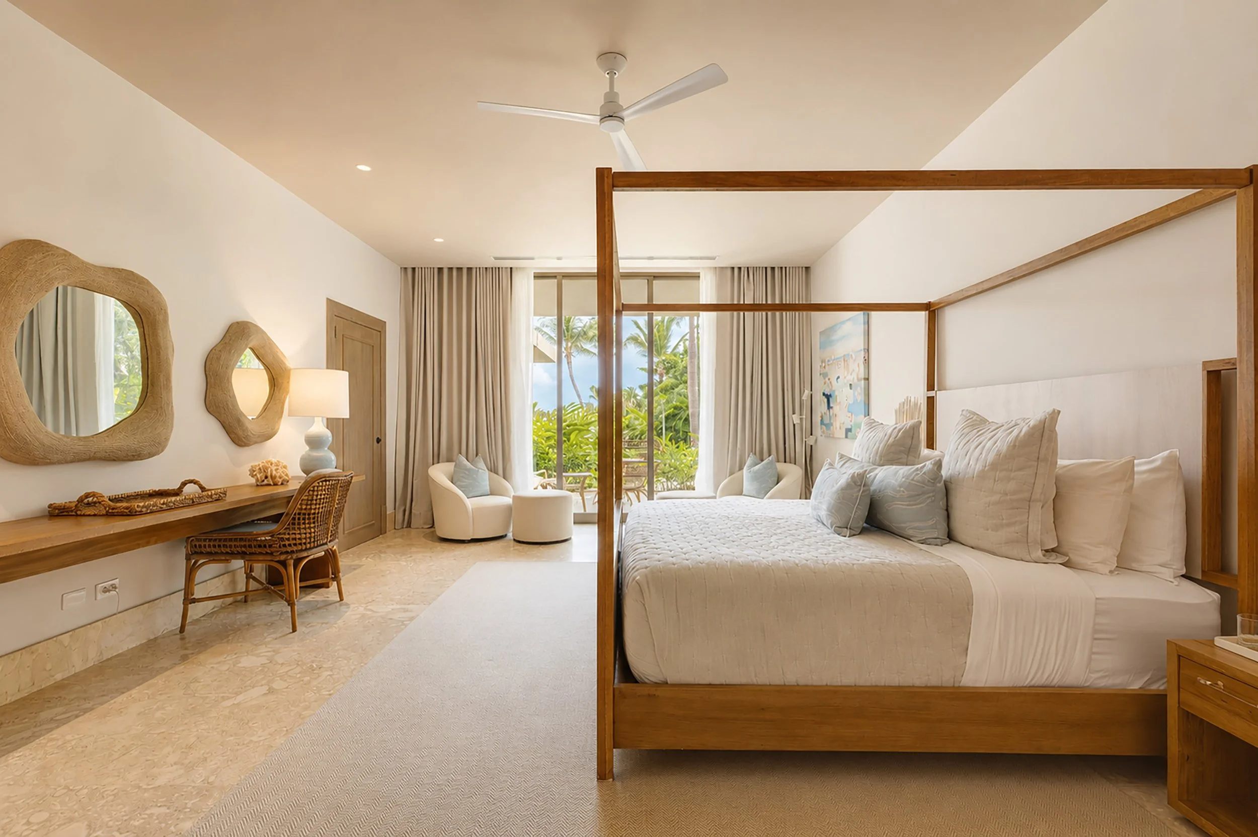 011-first bedroom.jpg