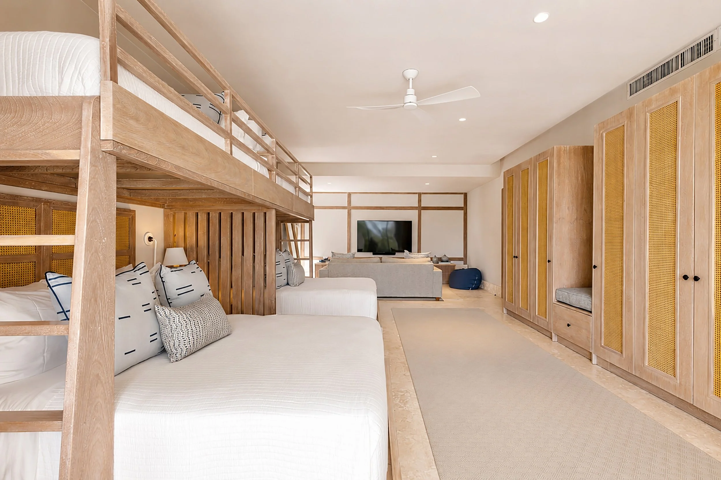 021-fourth bedroom.jpg