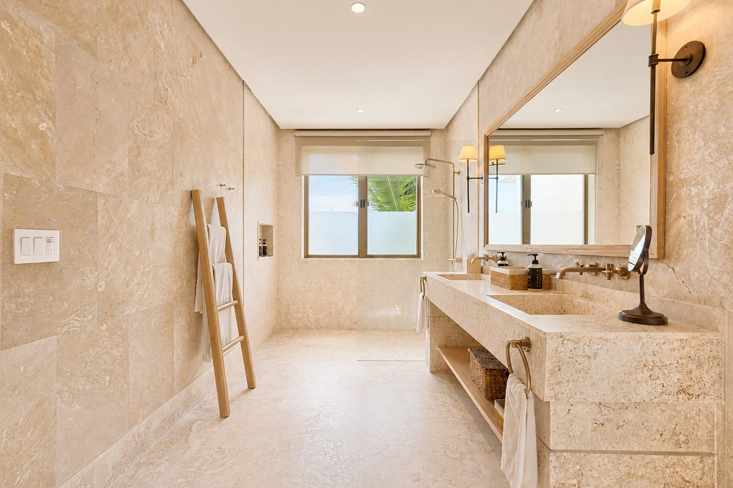 022-fourth bathroom.jpg