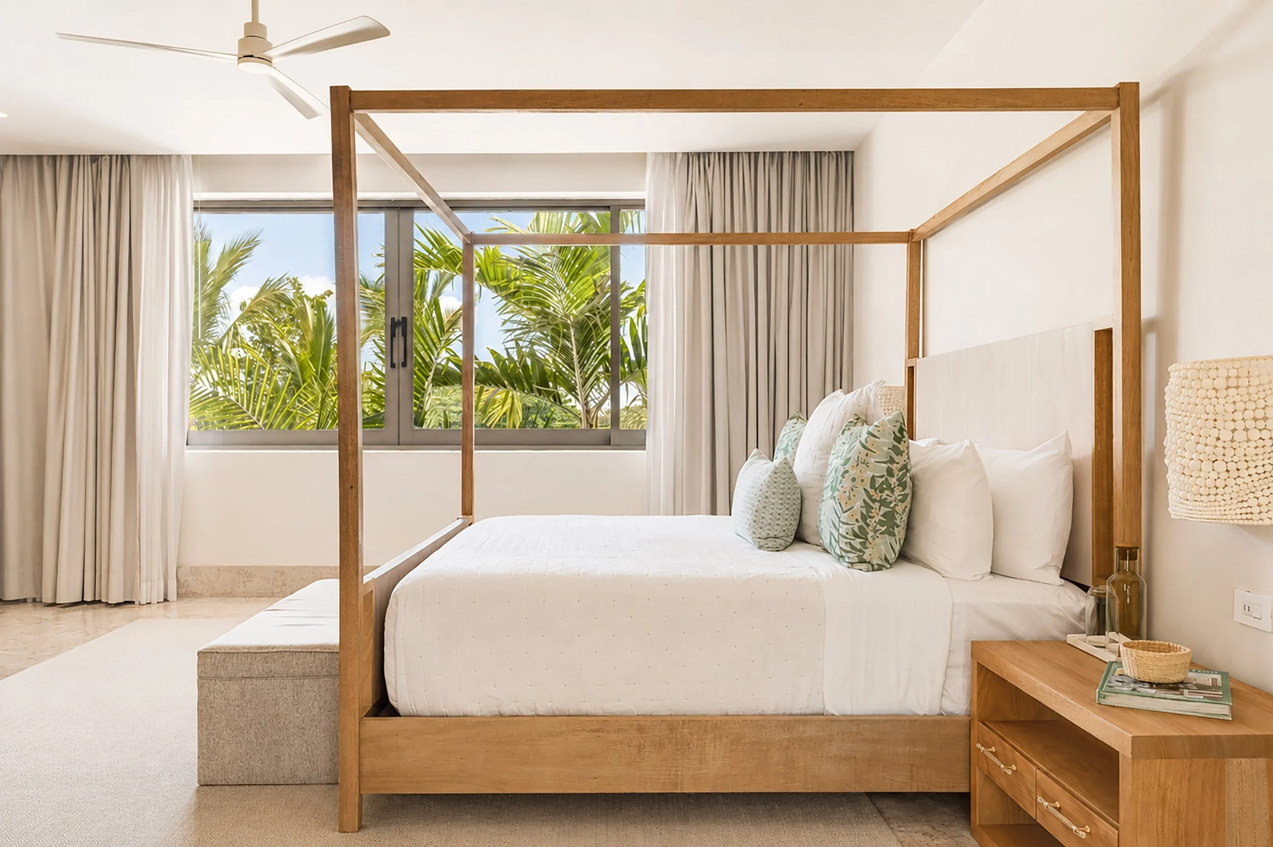 027-sixth bedroom.jpg