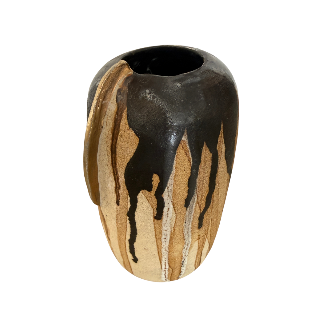 ERICA RECTO / Gold Tipped Vase