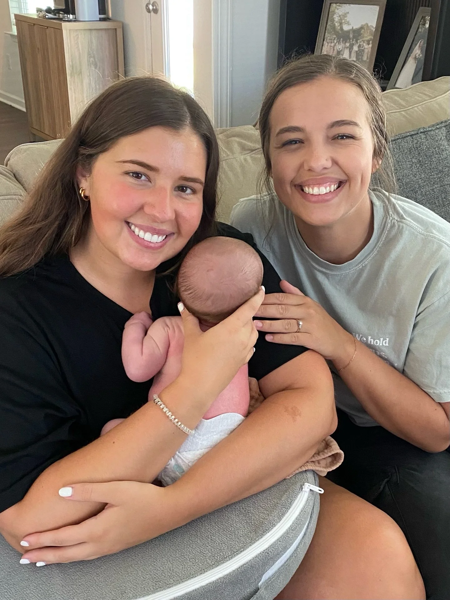 TESTIMONY TIME 🫶🏼

&ldquo;My husband and I used Hands and Feet for both our doula services and our birth class, and we could not recommend them enough! Our doula, Jillian, was absolutely amazing&mdash; she cared for us so well before, during, and a