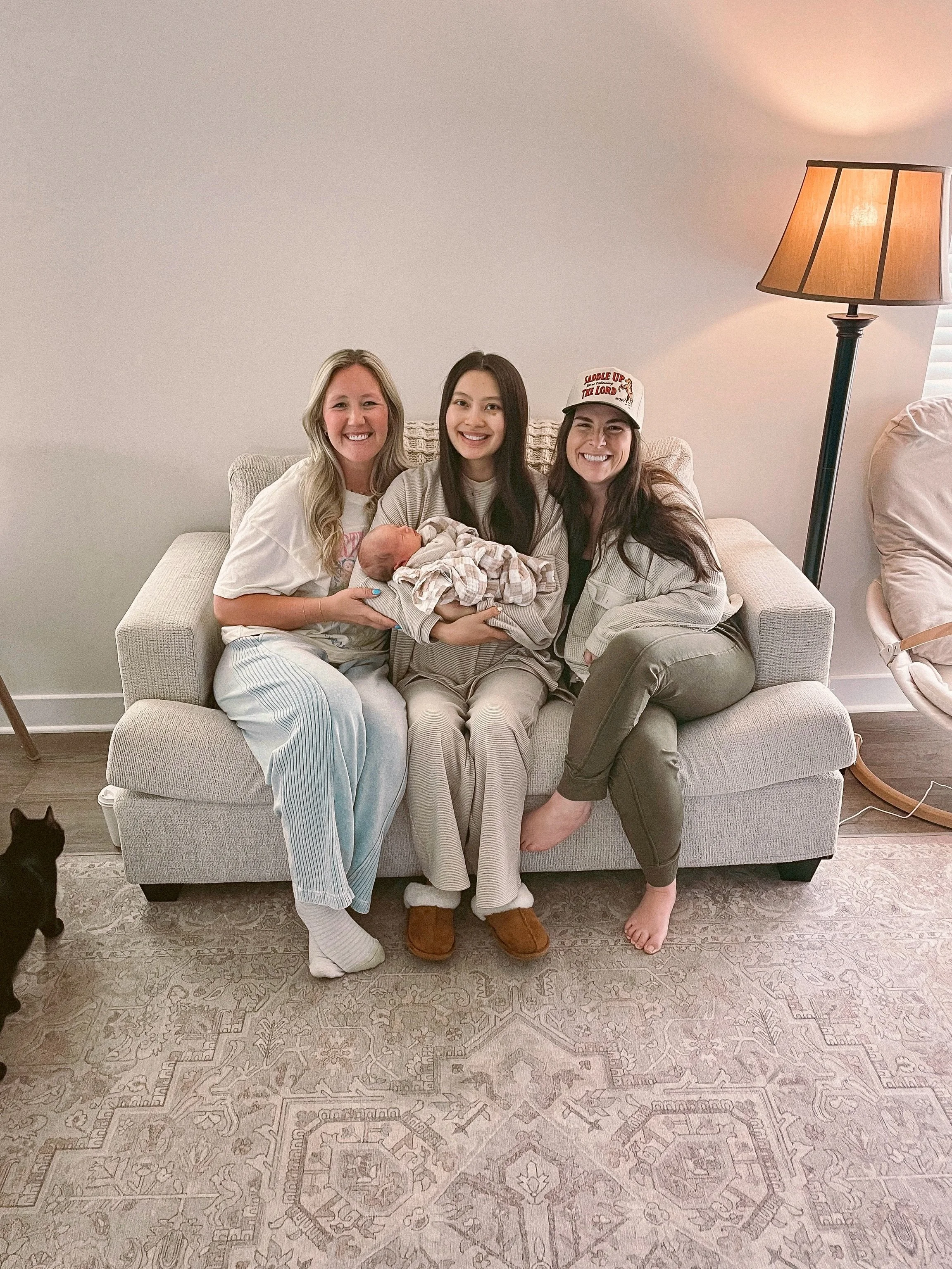 Let&rsquo;s talk back up doulas!!! 🫶🏼

Your H+F doula comes with a guaranteed back up doula. And while it is rare to have to utilize one, we always have them in place for ALL births just in the off chance that two mamas are in labor at the same tim