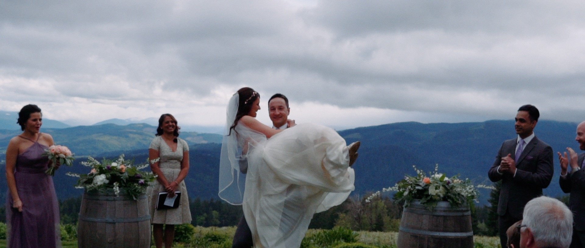 Gorge Crest Wedding Videographer