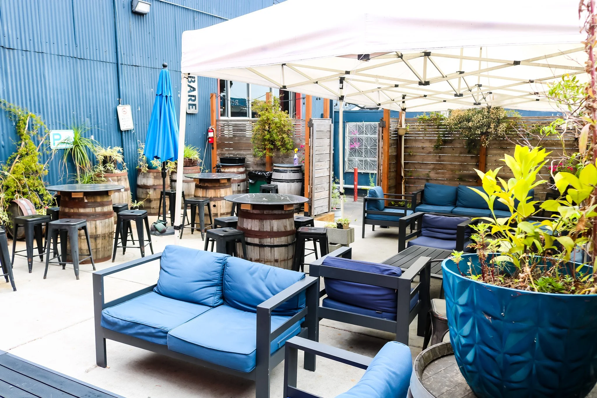 Bernal Heights Outdoor Patio for reservations