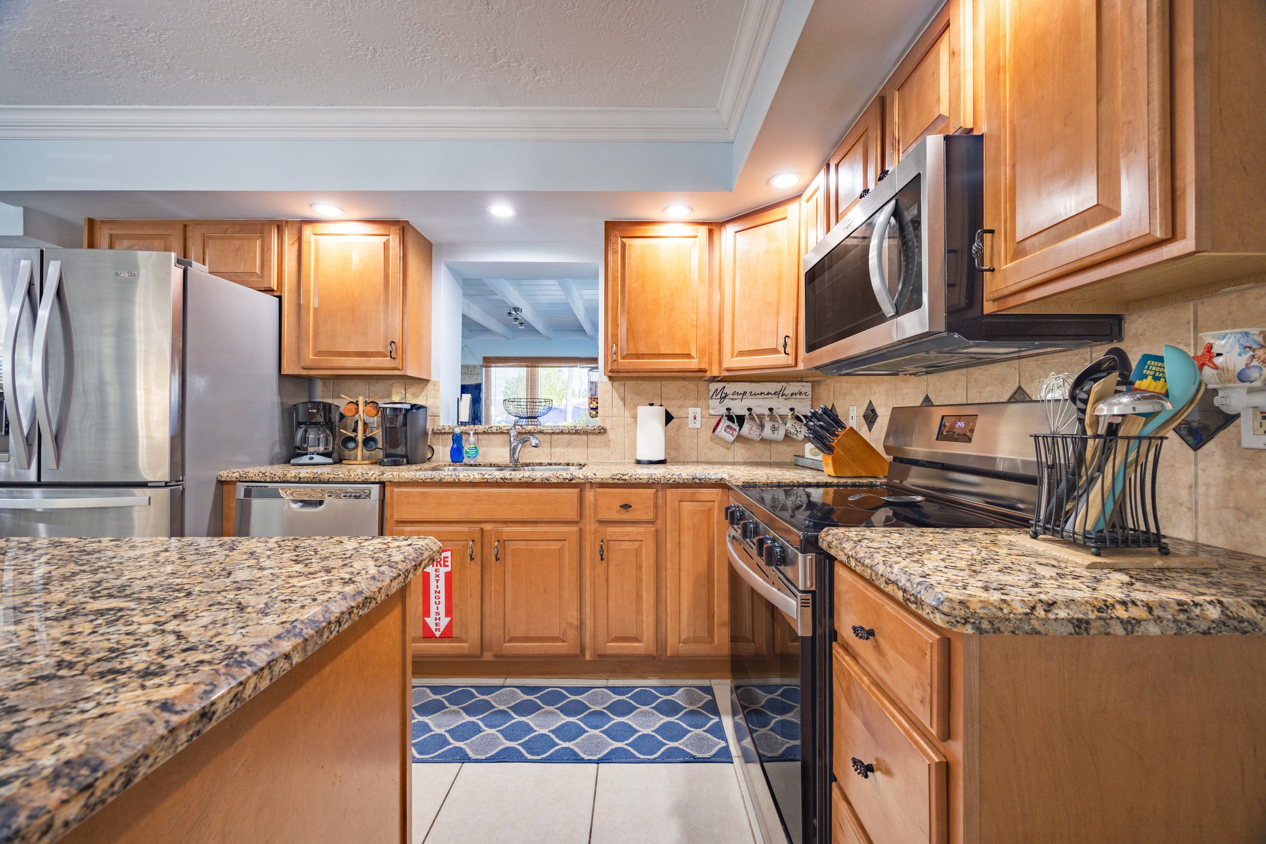 2266DolphinDr-24.jpg