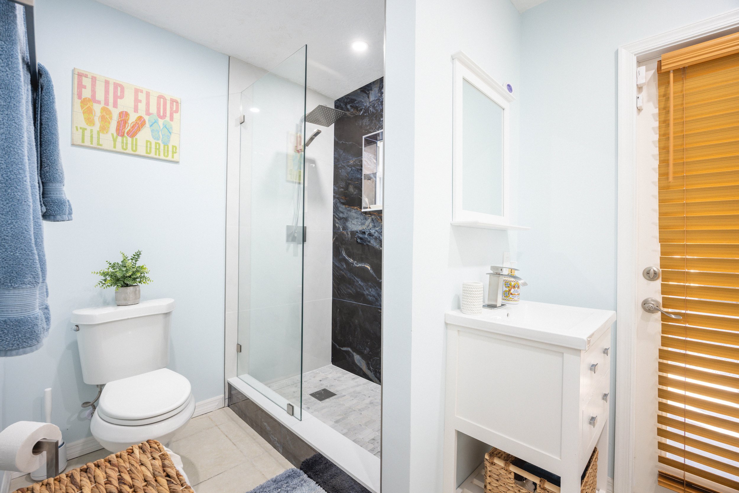 2266DolphinDr-35.jpg