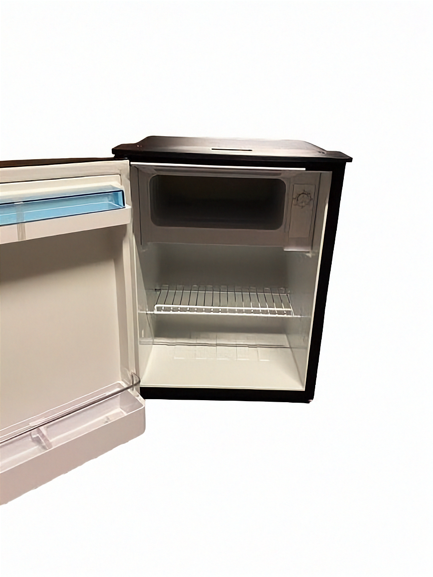 85L-Black-Freucamp_Sanjo-12V_24V-Compressor-Fridge-BCD-85-edited (2).png