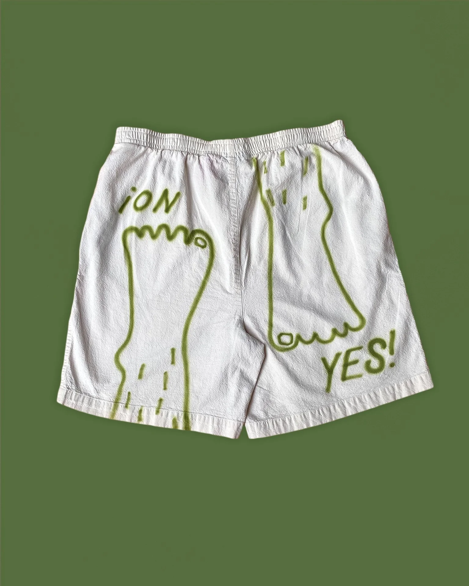 whiteshorts1.jpg