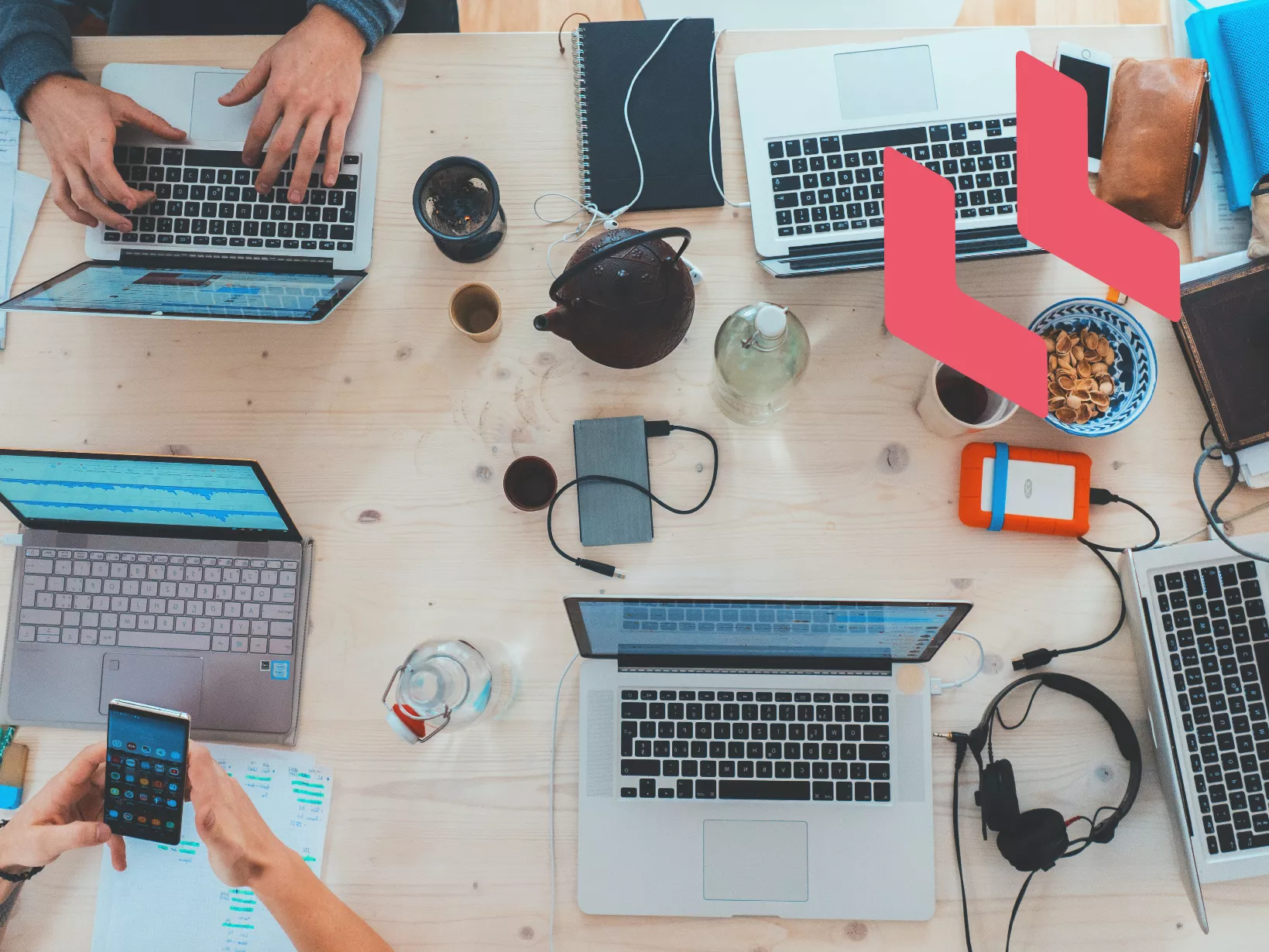 Comparing Products: Design Practices to Help Your Users Avoid Fragmented Comparison