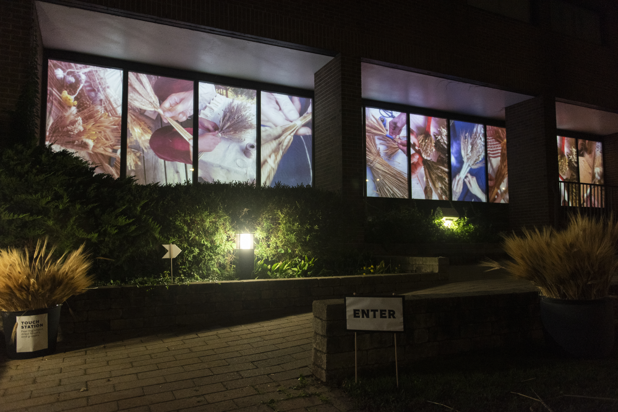 Sharing a Ukrainian Holiday Tradition Through Nuit Blanche