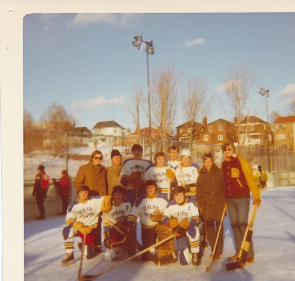 Resident's Hockey team.jpg