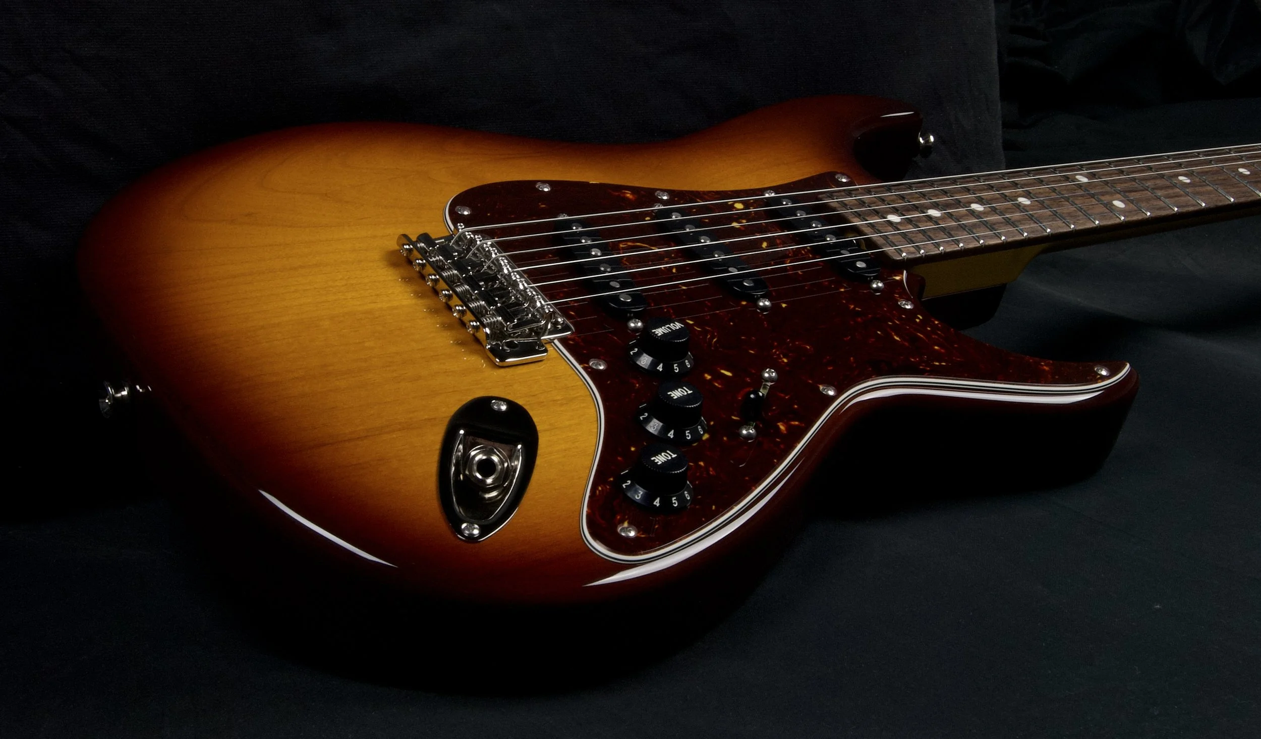 Retro Classic Tobacco Burst
