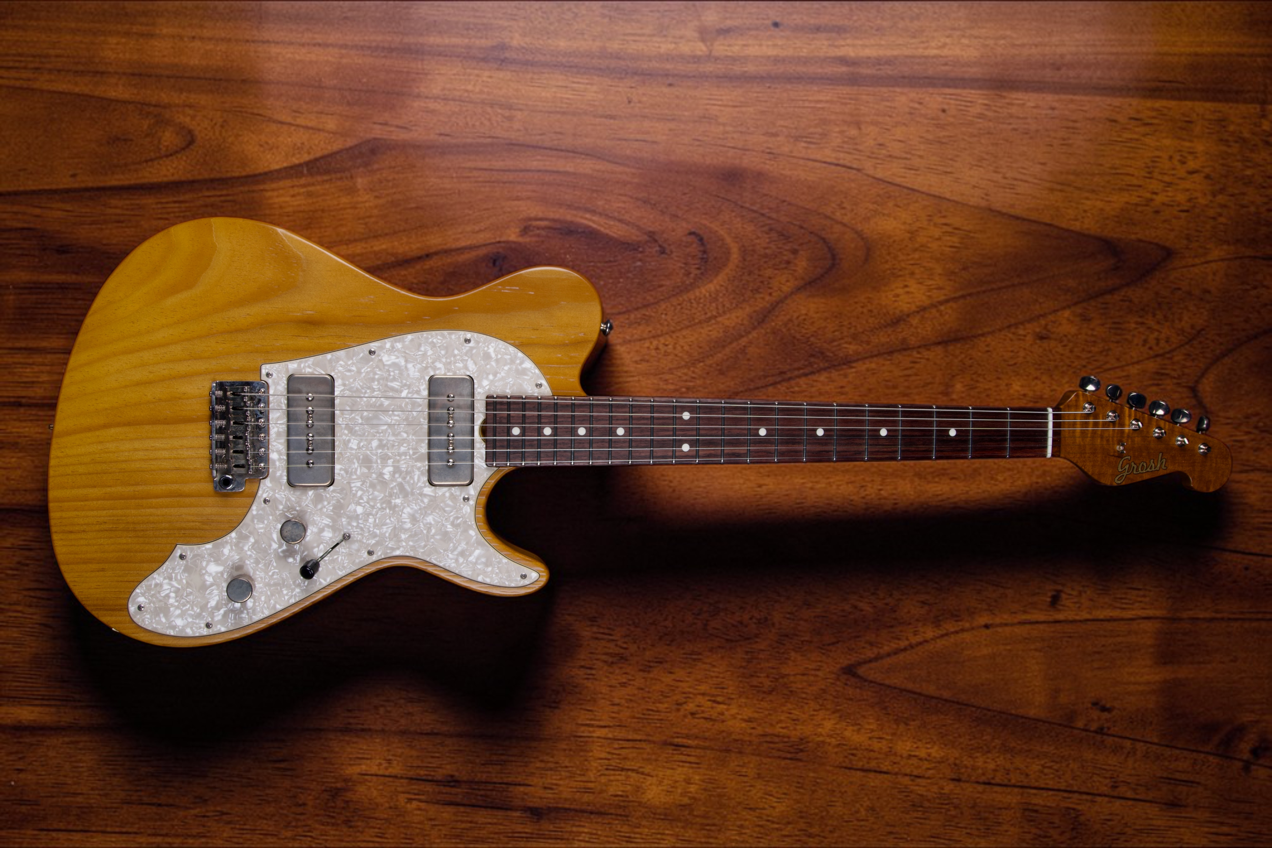 Grosh DeltaJet SC guitar in Amber