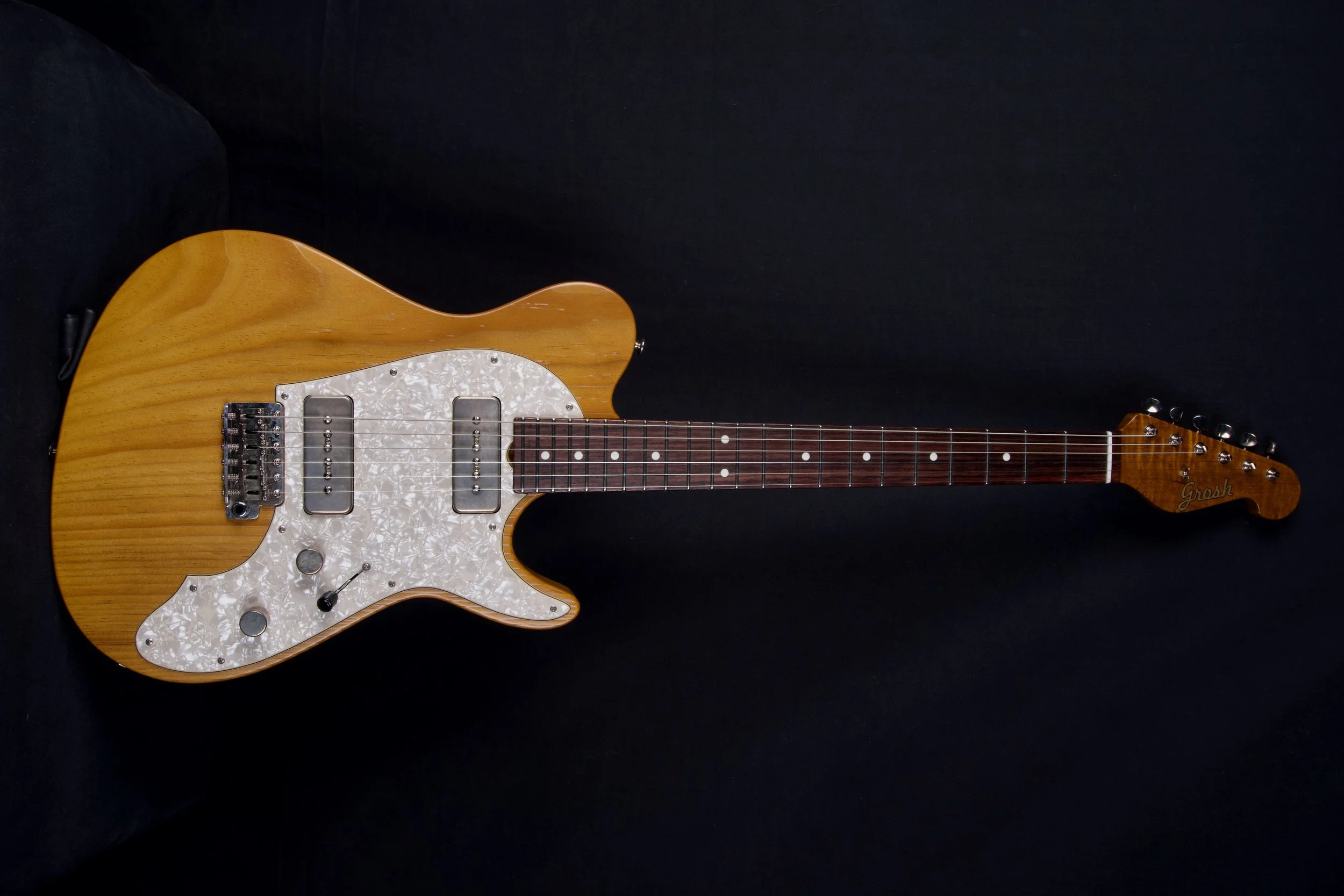 Grosh DeltaJet SC guitar in Amber