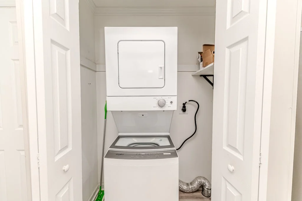 AHP-10582.jpg