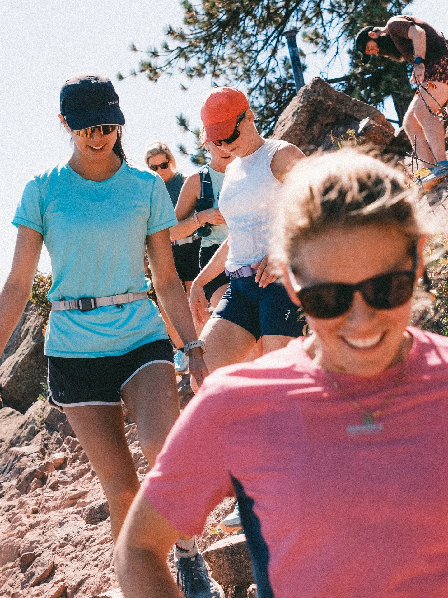 Every great weekend starts around a table.

We kicked off the Hillygoat Run Retreat gathered at the Skratch Labs Table, not just to fuel up, but to connect. To slow down before we sped up. To set the tone for a weekend built on movement, reflection, 