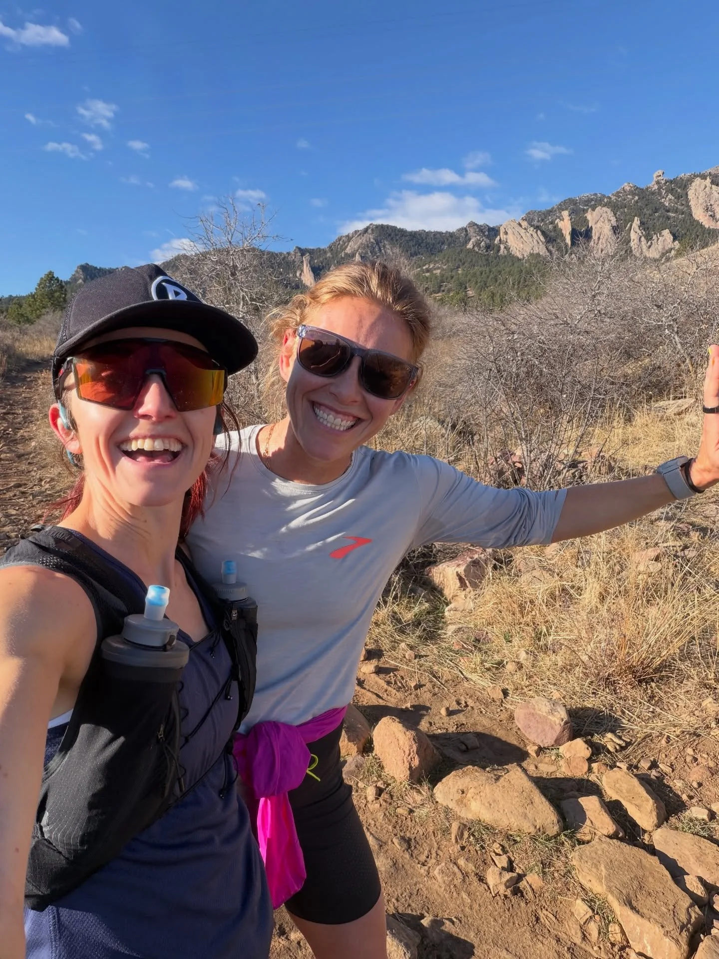 Post-marathon brain: &ldquo;Recovery&rdquo; = immediately back to the trails 😅 🏔️ 🏃🏼&zwj;♀️

Also post-marathon reality: packing bags and booking flights. 😅✈️ before I disappear into airplane snacks and start lines down south 🇦🇺🇳🇿👇🏽 

Firs