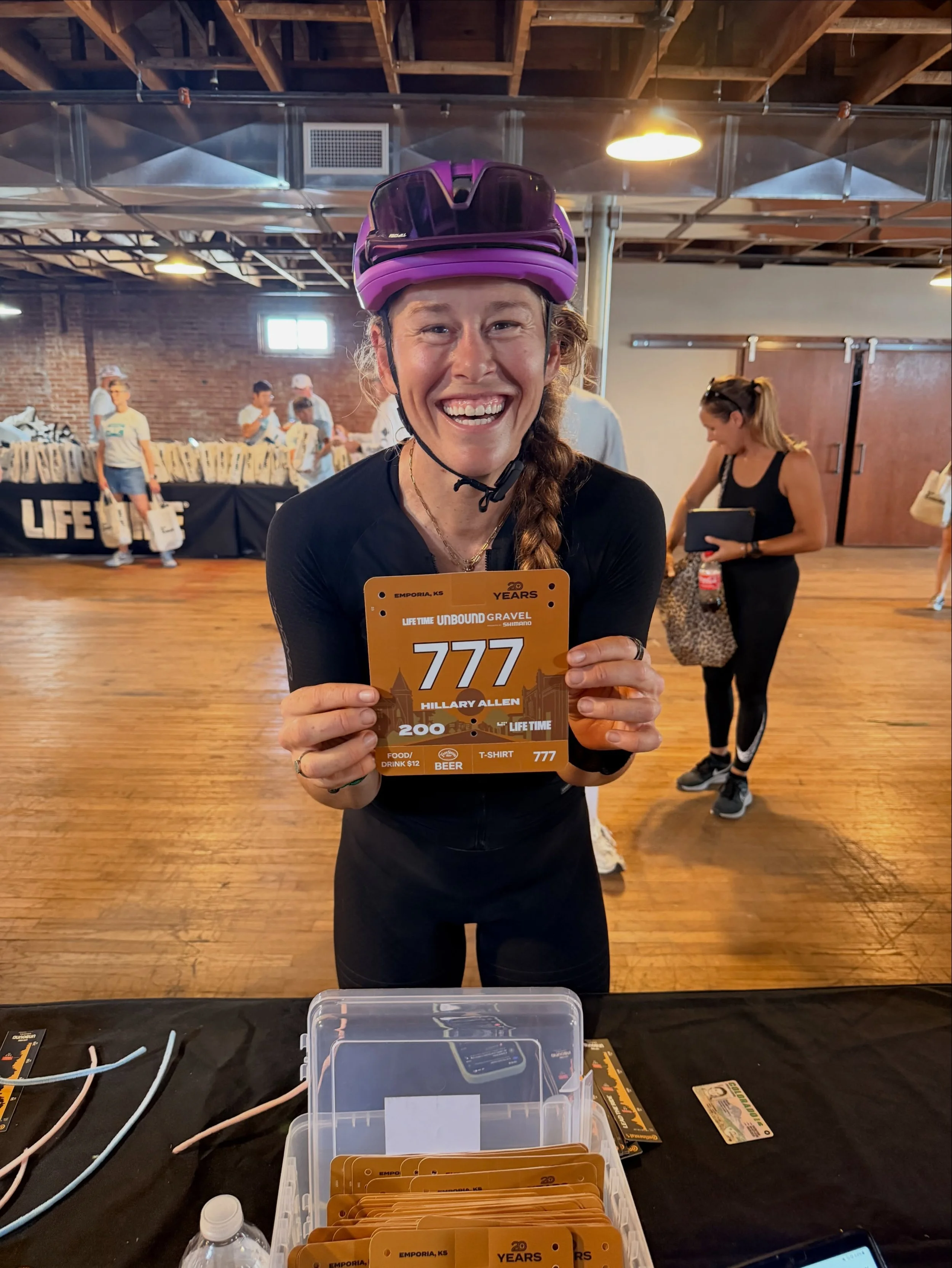 Before unbound ➡️ after unbound

My 6th time at this race and by far the hardest conditions I&rsquo;ve encountered. Wet, rainy and muddy and when the sun came out it was 🥵 

My approach this year was different too - I had zero expectations, and I me