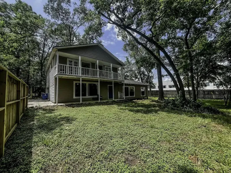 Casa Virginia yard and surroundings — recovery home The Woodlands TX